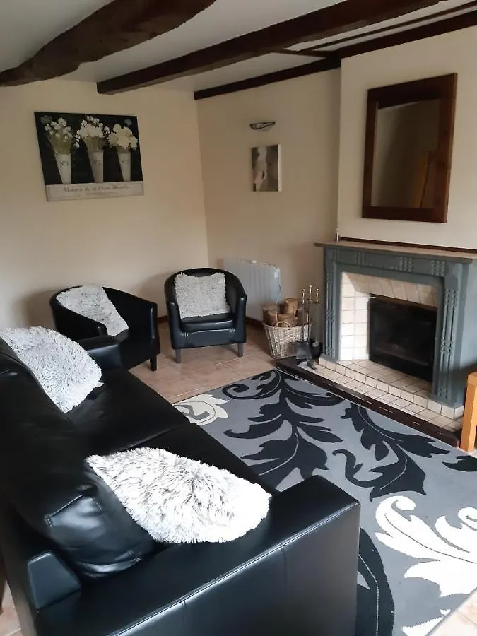 Ty Kena - 2 Bedrooms Merléac Apartament