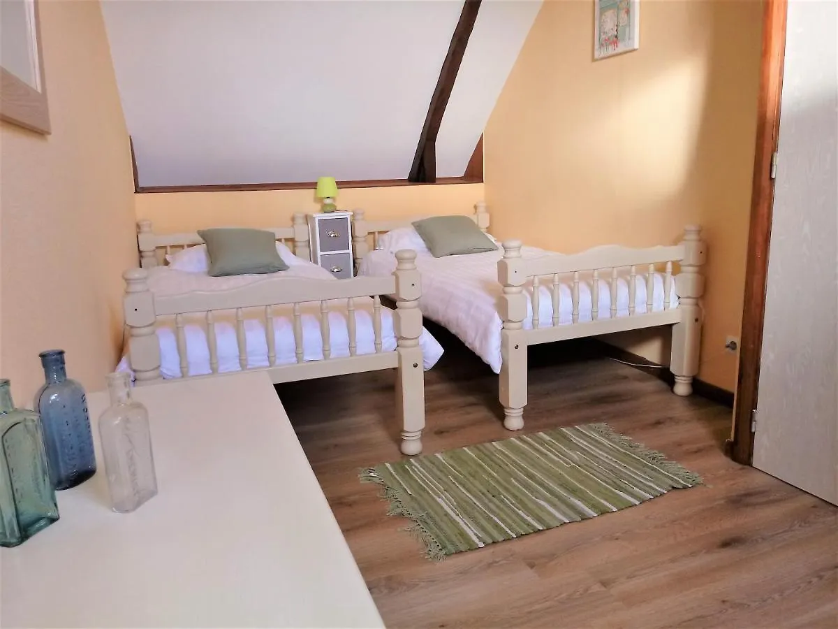 Ty Kena - 2 Bedrooms Merléac Francja